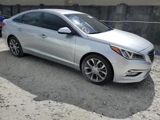 5NPE24AF7FH196783 - 2015 HYUNDAI SONATA SE SILVER photo 4