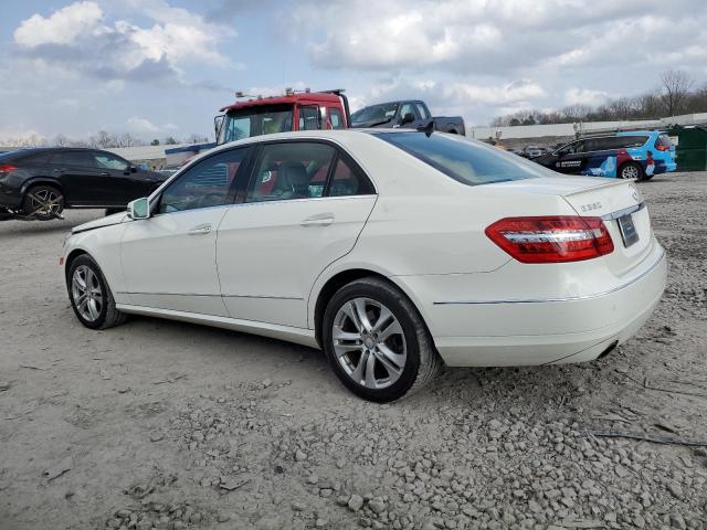 WDDHF8HB9AA256371 - 2010 MERCEDES-BENZ E 350 4MATIC WHITE photo 2