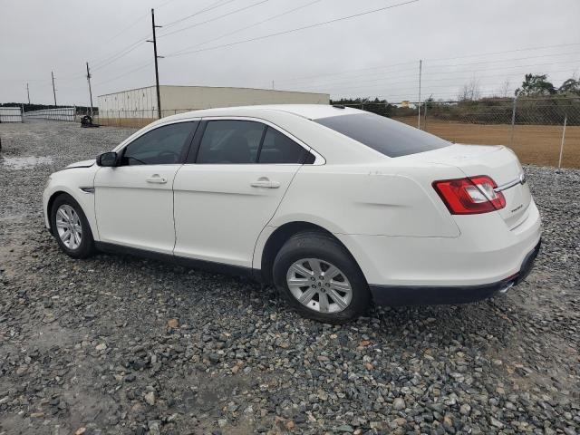 1FAHP2DW9CG125086 - 2012 FORD TAURUS SE WHITE photo 2