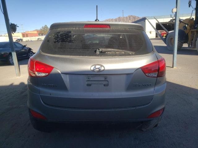 KM8JT3AB4BU242035 - 2011 HYUNDAI TUCSON GL GRAY photo 6