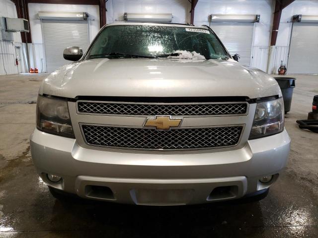 1GNUKAE06AR292090 - 2010 CHEVROLET TAHOE K1500 LS SILVER photo 5