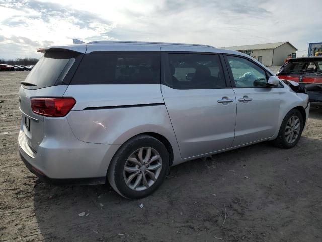 KNDMB5C18K6500520 - 2019 KIA SEDONA LX SILVER photo 3