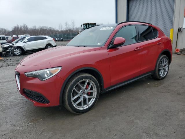 ZASFAKPN9J7B93303 - 2018 ALFA ROMEO STELVIO SPORT Красный фото 1