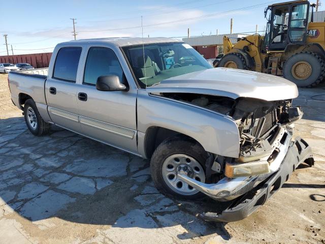 2GCEC13V961289919 - 2006 CHEVROLET SILVERADO C1500 SILVER photo 4