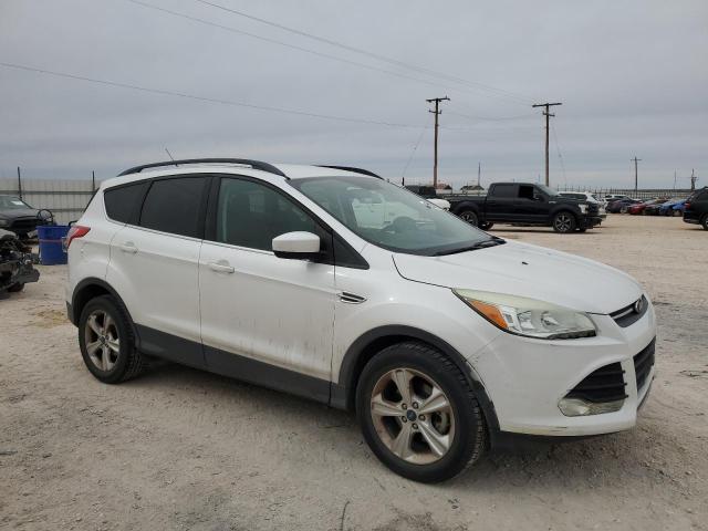 1FMCU0GX4EUD87135 - 2014 FORD ESCAPE SE WHITE photo 4