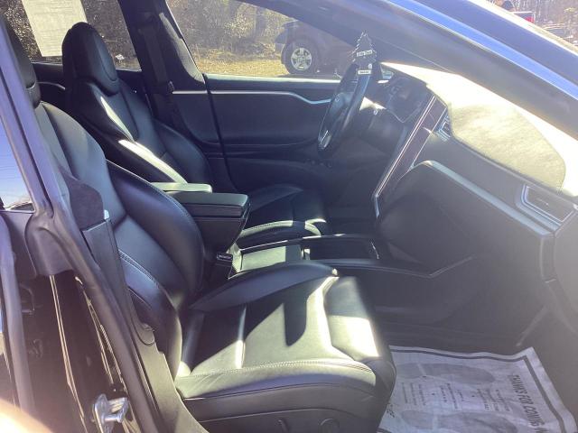 5YJSA1E25HF215876 - 2017 TESLA MODEL S შავი ფოტო 5