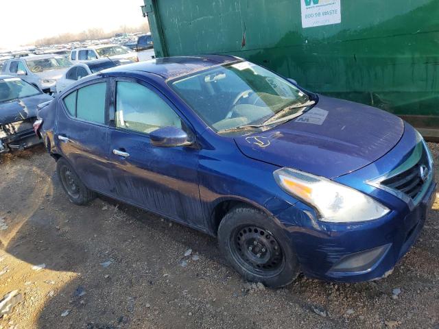 3N1CN7AP2JL861478 - 2018 NISSAN VERSA S BLUE photo 4