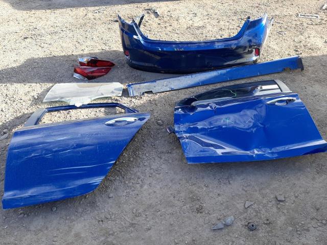 5NPE34AF4JH657878 - 2018 HYUNDAI SONATA SPORT Blau Foto 12