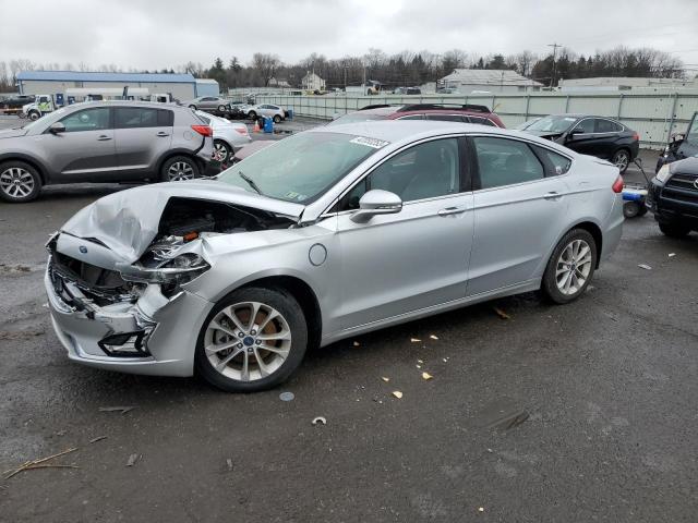 3FA6P0SU4KR245561 - 2019 FORD FUSION TITANIUM SILVER photo 1