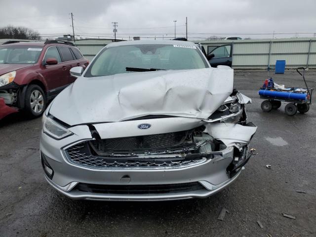 3FA6P0SU4KR245561 - 2019 FORD FUSION TITANIUM SILVER photo 5