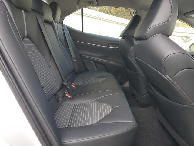 4T1G11AK8PU826157 - 2023 TOYOTA CAMRY SE NIGHT SHADE WHITE photo 10