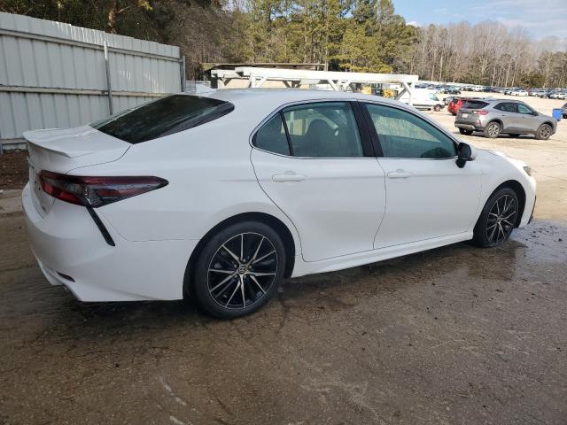 4T1G11AK8PU826157 - 2023 TOYOTA CAMRY SE NIGHT SHADE WHITE photo 3