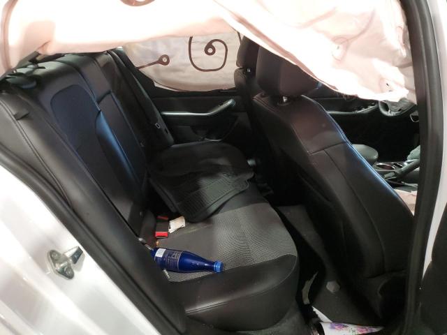 1G11C5SL6FF155389 - 2015 CHEVROLET MALIBU 1LT 白色 照片 10