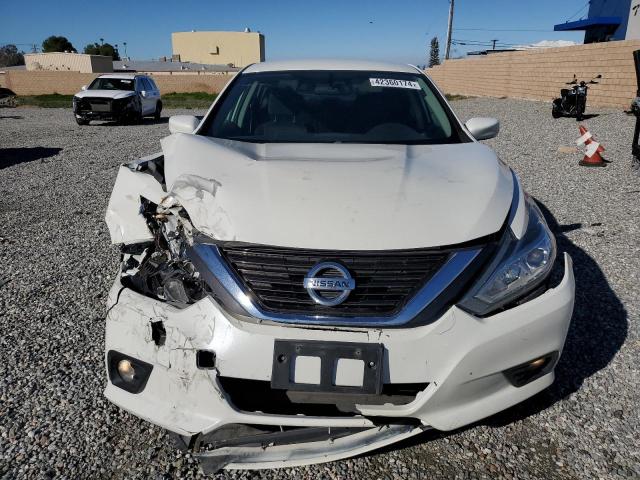 1N4AL3AP7GC198678 - 2016 NISSAN ALTIMA 2.5 WHITE photo 5