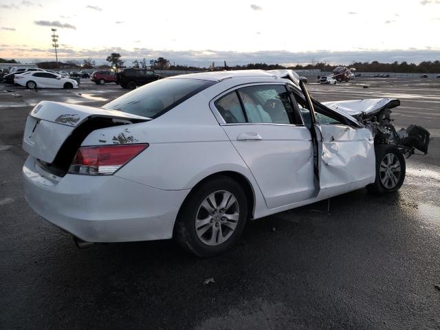 1HGCP26499A101965 - 2009 HONDA ACCORD LXP WHITE photo 3