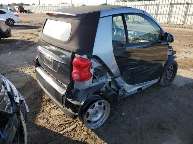 WMEEK3BA2BK426028 - 2011 SMART FORTWO PASSION 黑色 照片 3