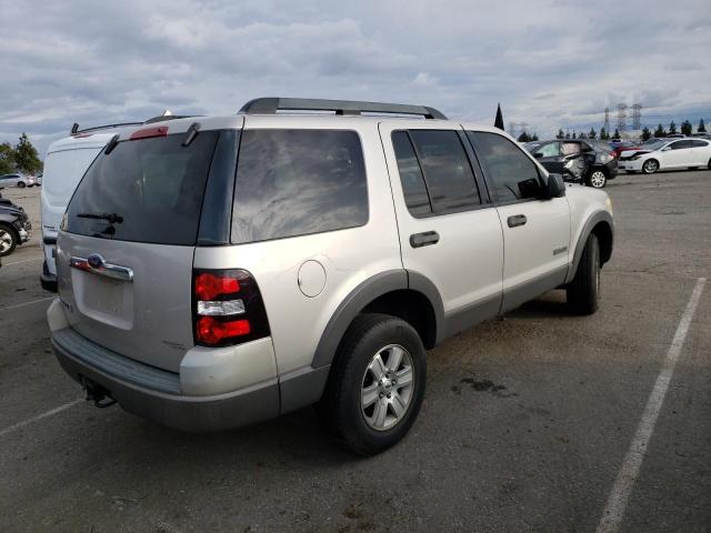 1FMEU63E16UA69667 - 2006 FORD EXPLORER XLT SILVER photo 3