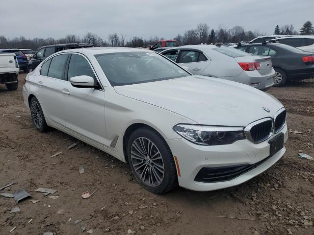 WBAJA7C54KG910453 - 2019 BMW 530 XI WHITE photo 4