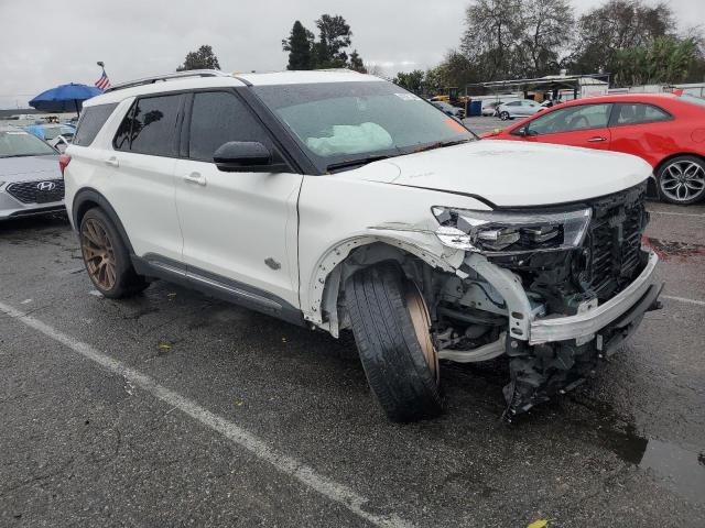 1FM5K7LC4NGB39668 - 2022 FORD EXPLORER KING RANCH WHITE photo 4