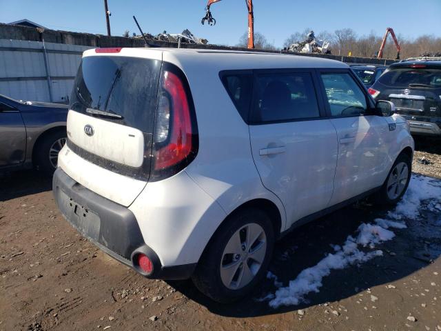 KNDJN2A29G7401212 - 2016 KIA SOUL WHITE photo 3