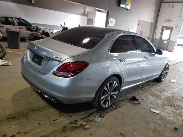 55SWF4KB0JU260320 - 2018 MERCEDES-BENZ C 300 4MATIC SILVER photo 3