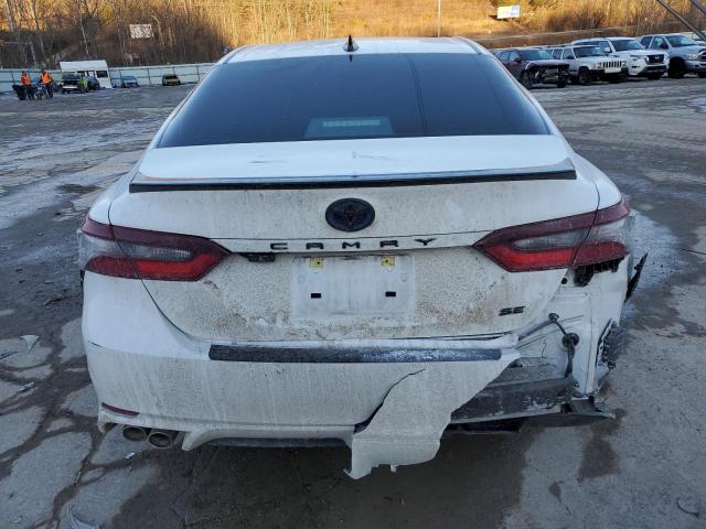 4T1T31AK3RU064559 - 2024 TOYOTA CAMRY SE NIGHT SHADE WHITE photo 6