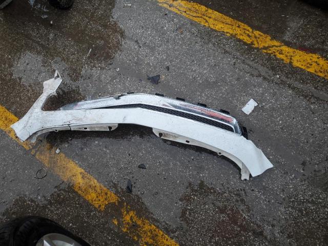 1G1ZC5E02CF207049 - 2012 CHEVROLET MALIBU 1LT WHITE photo 12