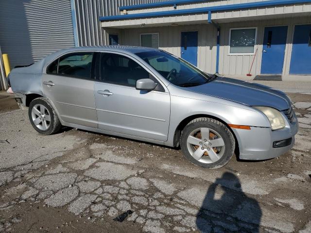 3FAHP07176R203785 - 2006 FORD FUSION SE SILVER photo 4