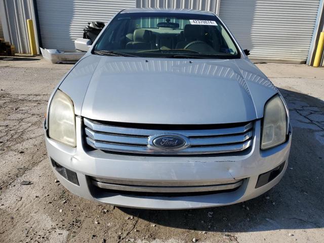 3FAHP07176R203785 - 2006 FORD FUSION SE SILVER photo 5