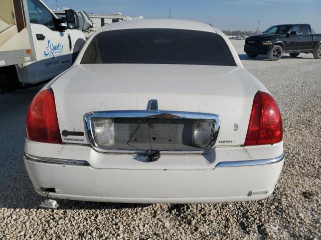 1L1FM88W56Y617391 - 2006 LINCOLN TOWN CAR EXECUTIVE WHITE photo 6