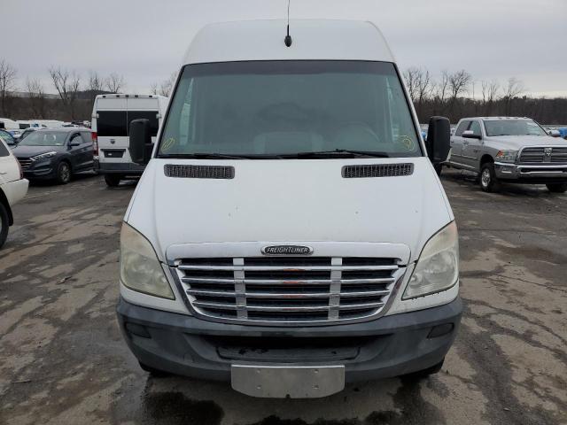 WDYPE8CC7C5723957 - 2012 FREIGHTLINER SPRINTER 2500 WHITE photo 5