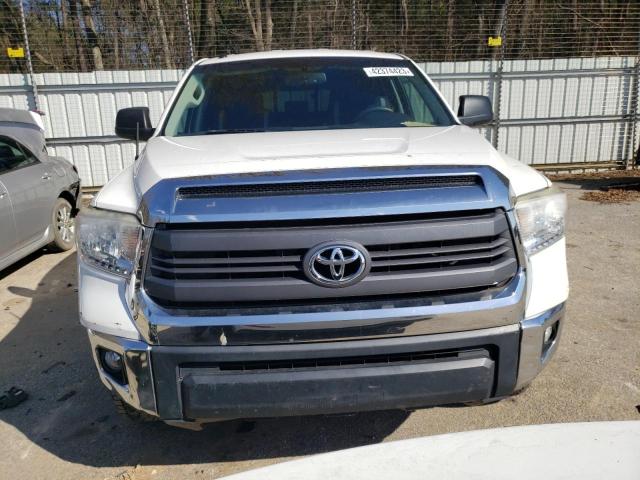 5TFRY5F10FX184661 - 2015 TOYOTA TUNDRA DOUBLE CAB SR/SR5 WHITE photo 5