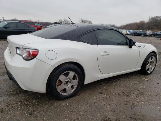 JF1ZNAA16D2722627 - 2013 TOYOTA SCION FR-S WHITE photo 3
