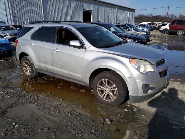 1GNFLEEK8DZ100588 - 2013 CHEVROLET EQUINOX LT SILVER photo 4