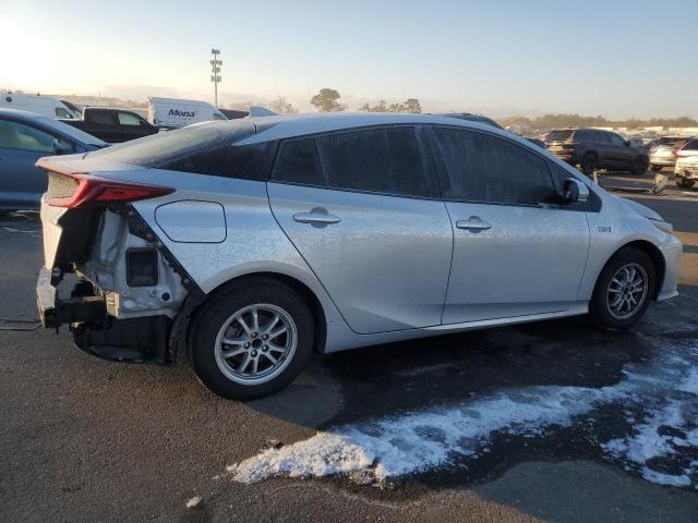 JTDKARFP0J3080849 - 2018 TOYOTA PRIUS PRIM 银色 照片 3