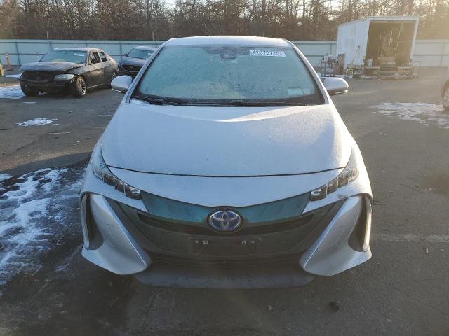 JTDKARFP0J3080849 - 2018 TOYOTA PRIUS PRIM 银色 照片 5