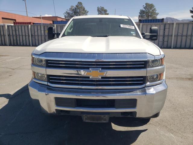 1GC1CUEG4JF177206 - 2018 CHEVROLET SILVERADO C2500 HEAVY DUTY WHITE photo 5