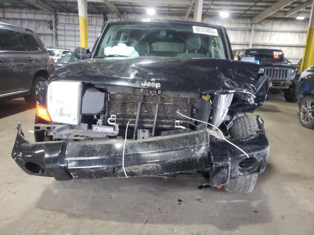 1J8HG48K56C362675 - 2006 JEEP COMMANDER BLACK photo 5