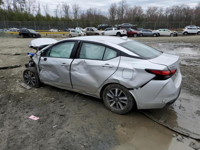 3N1CN8EV9ML869614 - 2021 NISSAN VERSA SV SILVER photo 2