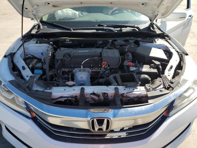 1HGCR2F86HA075840 - 2017 HONDA ACCORD EXL WHITE photo 11