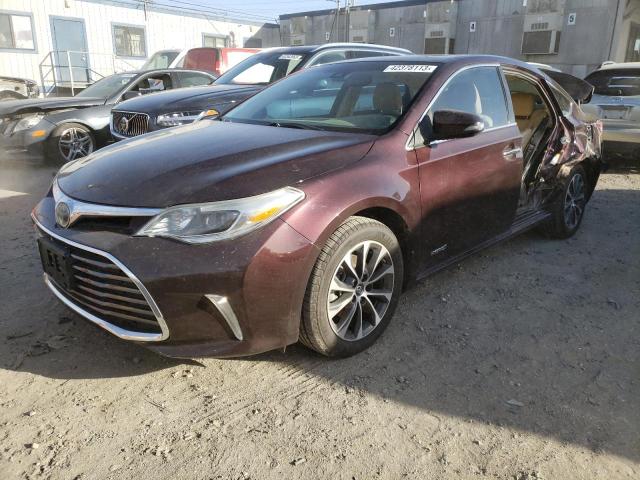 4T1BD1EB9JU060524 - 2018 TOYOTA AVALON HYBRID BURGUNDY photo 1