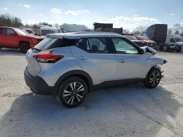 3N1CP5CU2KL548143 - 2019 NISSAN KICKS S SILVER photo 3