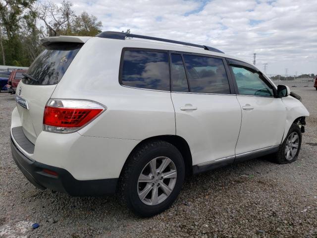 5TDZA3EH1DS046671 - 2013 TOYOTA HIGHLANDER BASE WHITE photo 3