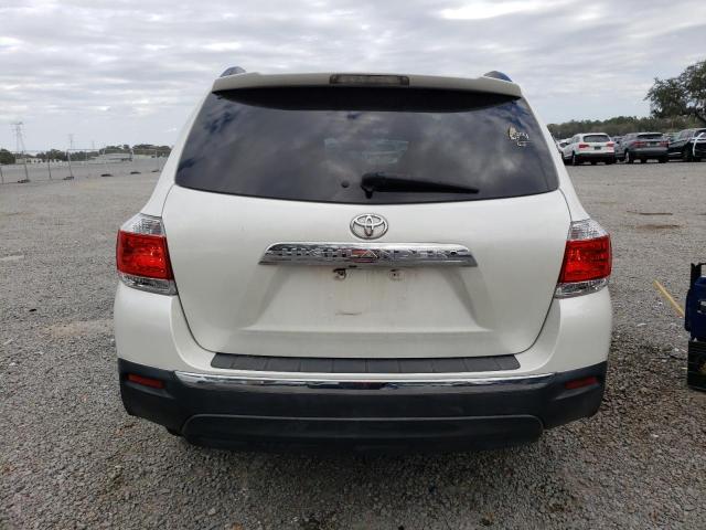 5TDZA3EH1DS046671 - 2013 TOYOTA HIGHLANDER BASE WHITE photo 6