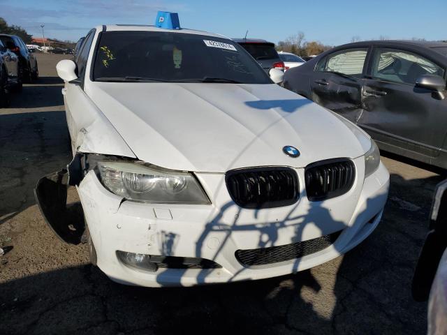 WBAPK5C58BF122132 - 2011 BMW 328 XI SULEV WHITE photo 5