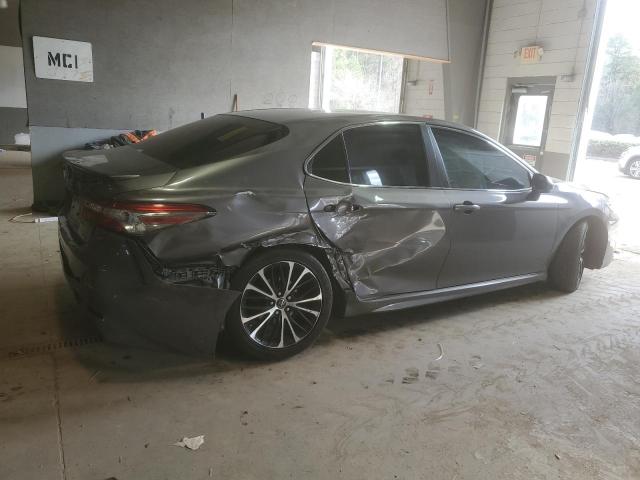 4T1B11HK9JU036695 - 2018 TOYOTA CAMRY L GRAY photo 3