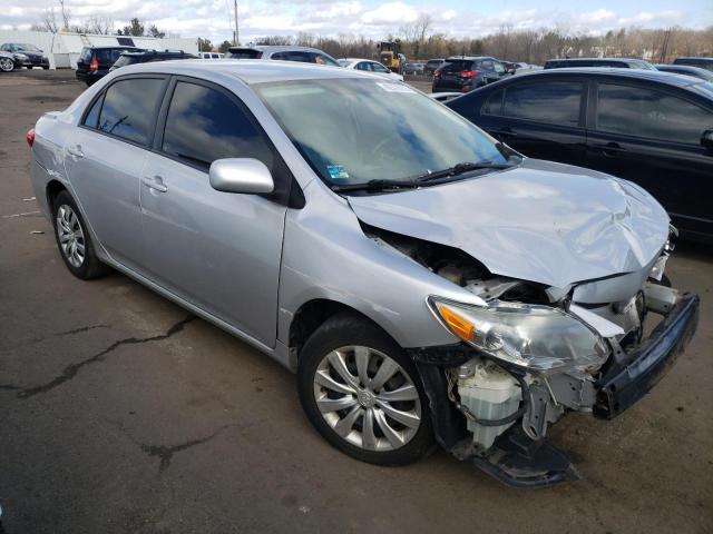 2T1BU4EE4CC843816 - 2012 TOYOTA COROLLA BASE SILVER photo 4