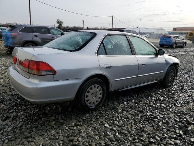 1HGCF86631A090893 - 2001 HONDA ACCORD VALUE SILVER photo 3