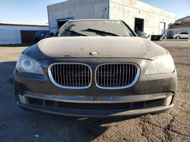 WBAKC8C53BC432795 - 2011 BMW 750 LXI GRAY photo 5