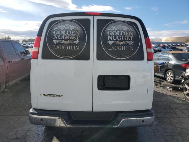 1GAZGPFG3H1111415 - 2017 CHEVROLET EXPRESS G3 LT WHITE photo 6